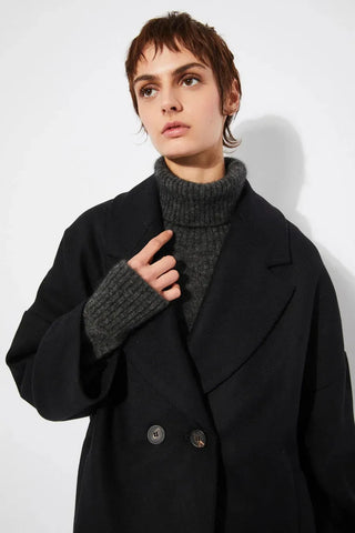 Rita Row Cedar Black Coat - Anavi